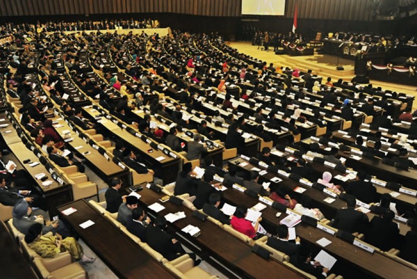 sidang DPR