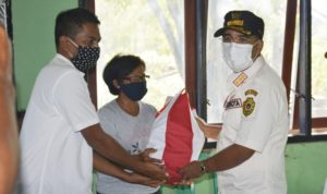 serahkan bantuan serahkan bantuan