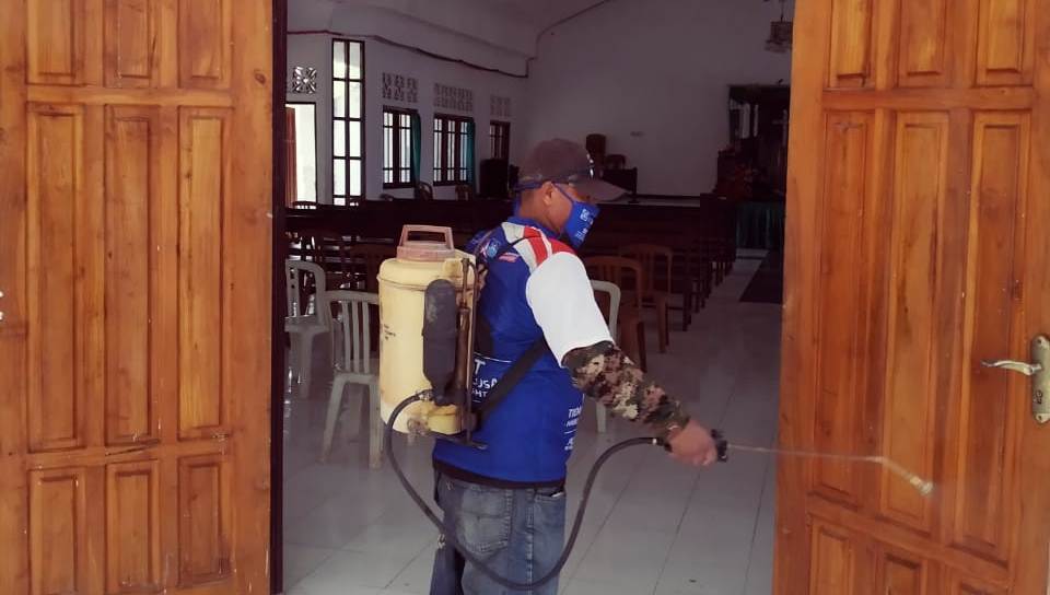 aksi di gereja