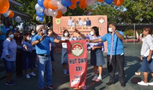 HUT DWP HUT DWP