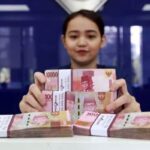 Rupiah melemah