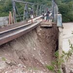 jembatan rusak