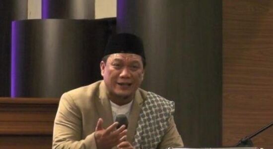 profil ustaz yahya waloni larang orang miskin masuk islam hingga doakan megawati meninggal
