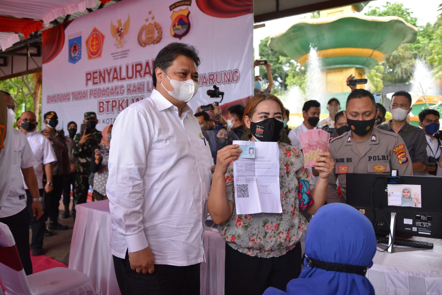 bantuan PKL