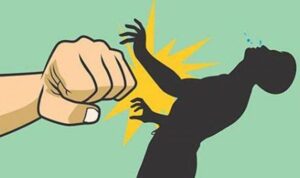 ilustrasi pemukulan 2 anggota ormas keroyok polisi di denpasar saat pesta ultah