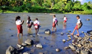 anak sekolah menyebrang anak sekolah menyebrang