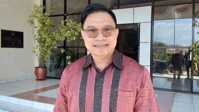 dr ir andre w koreh mt staf khusus gubernur provinsi nusa tenggara timur