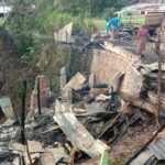 bengkel terbakar borong