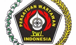 logo PWI logo PWI