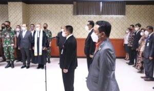 pelantikan direktur bank NTT