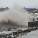 waspada gelombang tinggi di banten antarafoto ratio 16x9 1