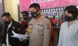 polisi tetapkan tersangka