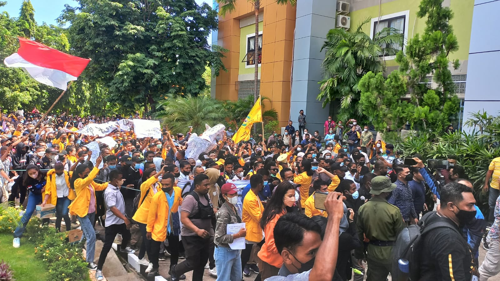 demo mahasiswa fisip undana
