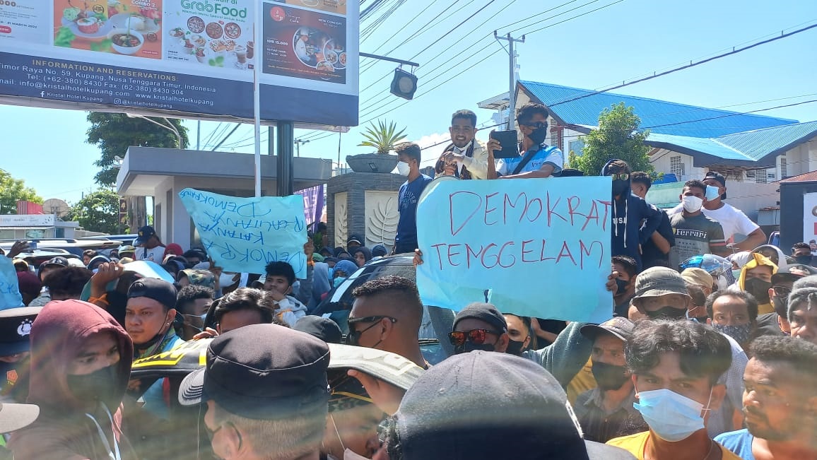 aksi demo