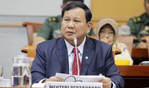 Menteri-Pertahanaan-Prabowo-Subianto-Dery-Ridwansah-6-640x447 Menteri Pertahanaan Prabowo Subianto Dery Ridwansah 6 640x447 1