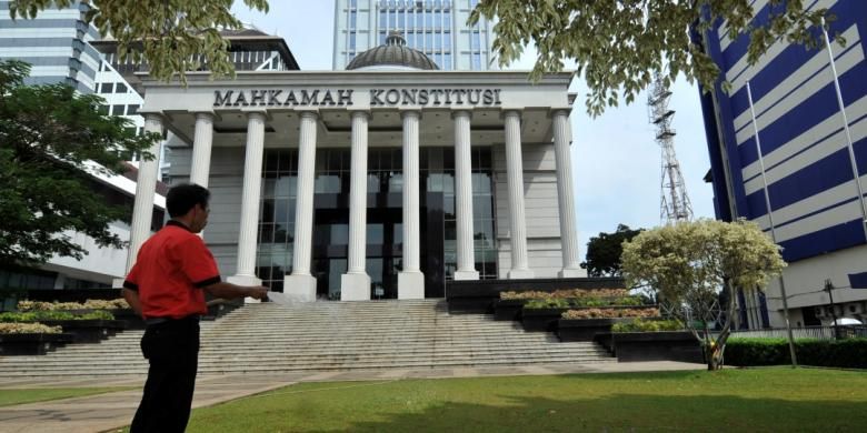gedung MK