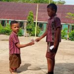 sepatu untuk beni