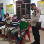 warga solor terima vaksin