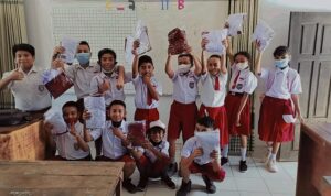 siswa dapat buku siswa dapat buku