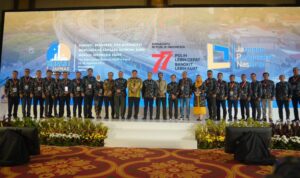 airlangga airlangga 6