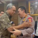 benny k harman berpelukan dengan kapolri usai mengusulakn dinonaktifkan 169