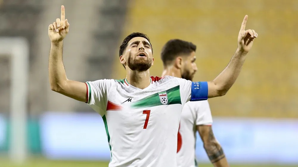 Daftar Model Jersey Negara Peserta Piala Dunia 2022 Qatar, Mana Terbaik? 25 iran kandang