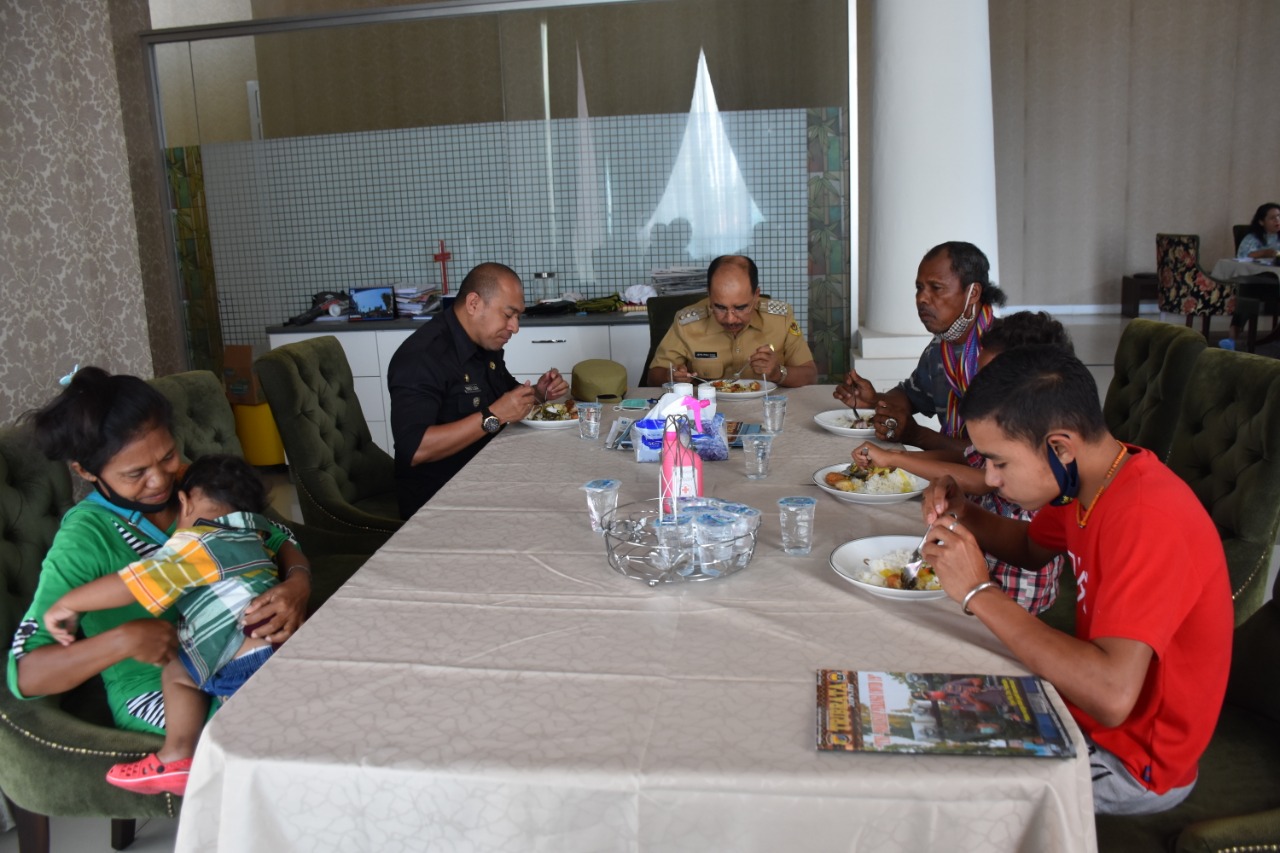 makan di rujab