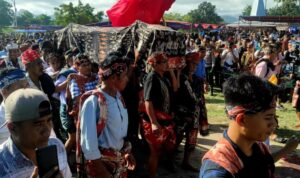 gubernur di sumba gubernur di sumba