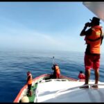 tim SAR cari korban tim SAR cari korban