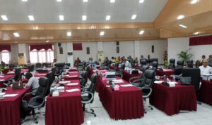 kursi kosong kursi kosong