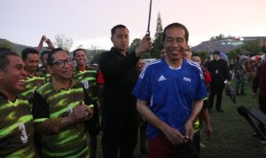 jokowi di labuan jokowi di labuan