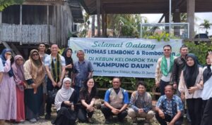Thomas Lembong di Kampung Daun Thomas Lembong di Kampung Daun