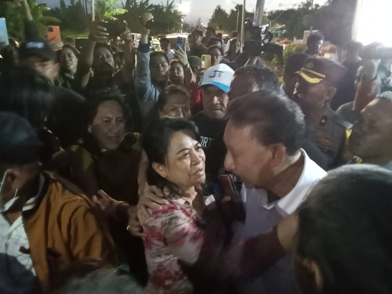 Jonas keluar kejati