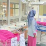Bayi kembar