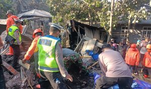 Mobilisasi Bantuan ke Lokasi Bencana Erupsi Gunung Lewotobi, Laka Lena: Ini Duka Bersama 1 IMG 20241104 WA0067
