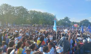 Tak Terbendung, Simpatisan Melki-Johni Banjiri Lapangan Sitarda, Massa Terus Berdatangan 3 IMG20241123162349