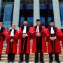 Jangan Bubarkan Mahkamah Konstitusi Kolom Opini